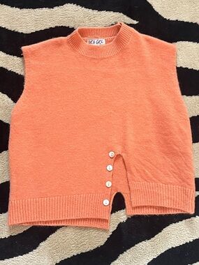 Verge Girl Cropped Slit Sweater